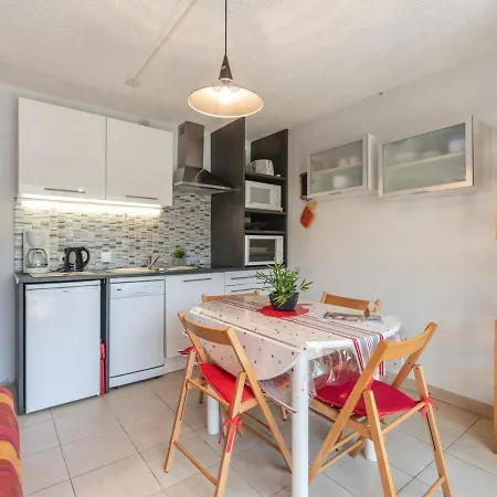 Agreable Studio Cabine 4 Pers Avec Parking A Saint-lary Village - Fr-1-296-218 Apartment *